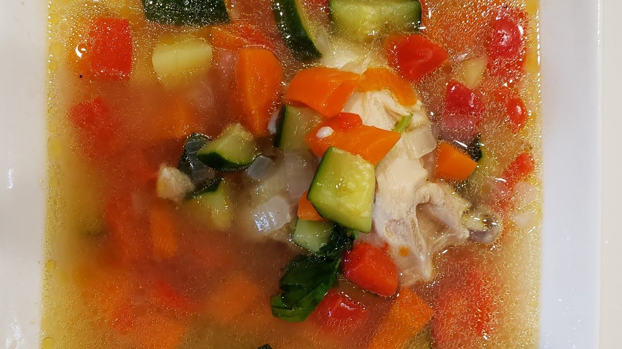 Sopa de pollo para cuando estas enfermo ayuda bastante YouTube