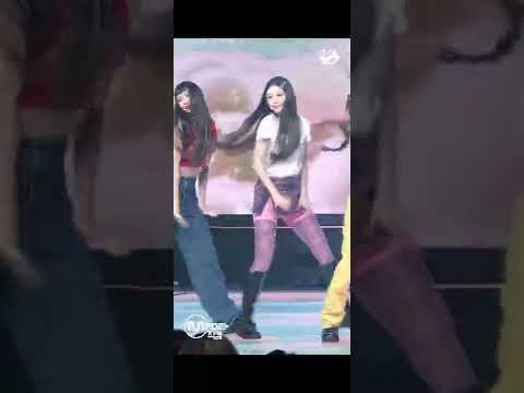 뉴진스 | 직캠으로 보는 해린 hype boy 의상