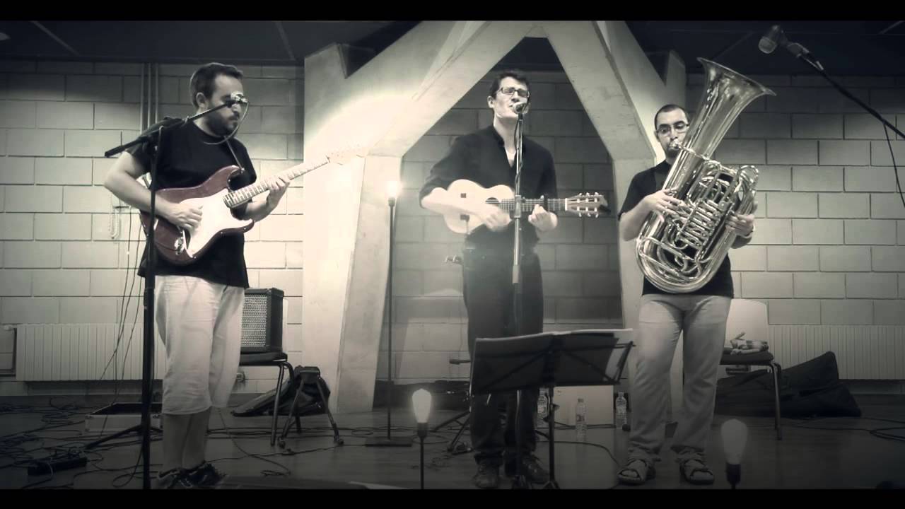 AMOR DE MIS AMORES: Acordes y Letra para Guitarra, Ukulele, Bajo y Piano