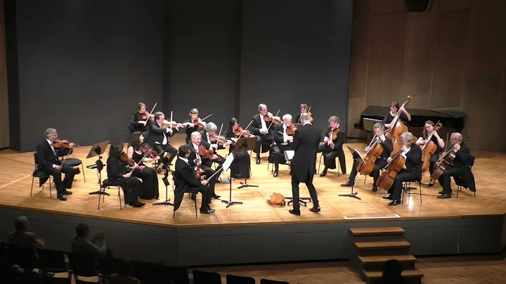 Zugabe Orchester Nigun mit Dirigent Robert Wieland...