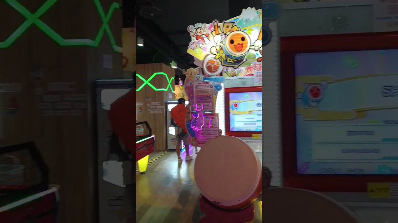 WOW THIS GAMING MACHINE IS AMAZING 😱 