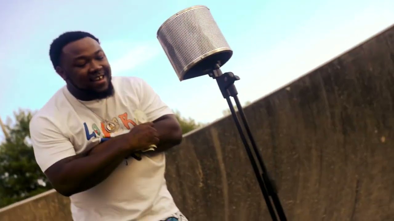 Dbe Webb - In The Air ( Live Performance) (Goat Files )