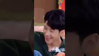 Dinghao And Xiaomi Heartsignal