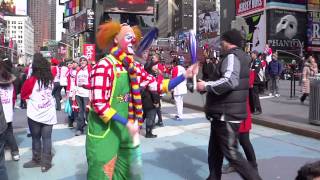 Ringling Bros. Juggling Flash Mob in Times Square New York