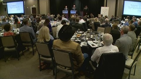 Minnesota candidates for governor Tim Walz, Jeff Johnson debate