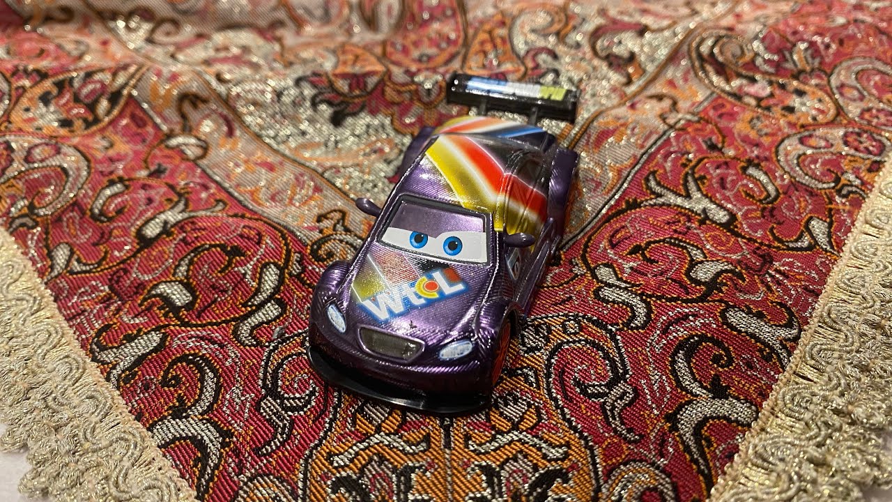 Disney Pixar Cars 2 Diecast Neon Racer Max Schnell (German Racer