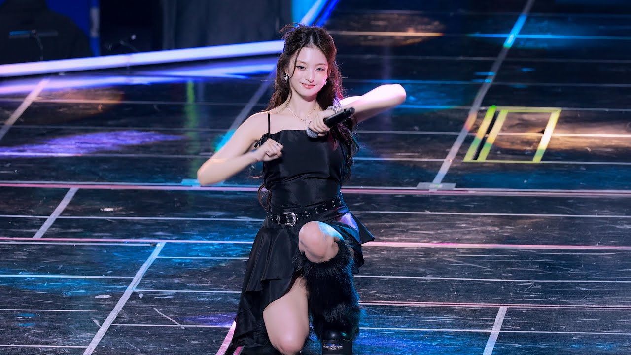 [4K] 251122 프로미스나인 이나경 'WE GO' 직캠 (fromis_9 NaGyung FanCam)