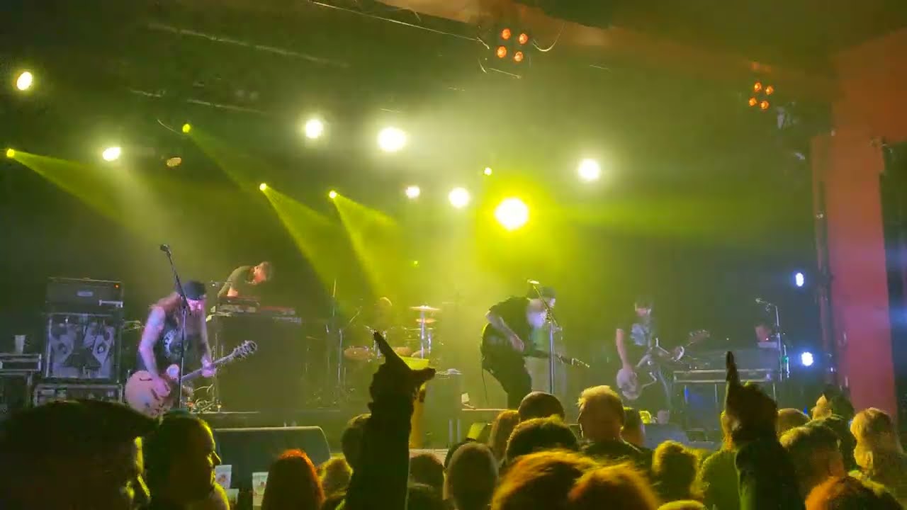 Jaya The Cat Amsterdam (Astra Kulturhaus, Berlin / 08.10.2022) YouTube