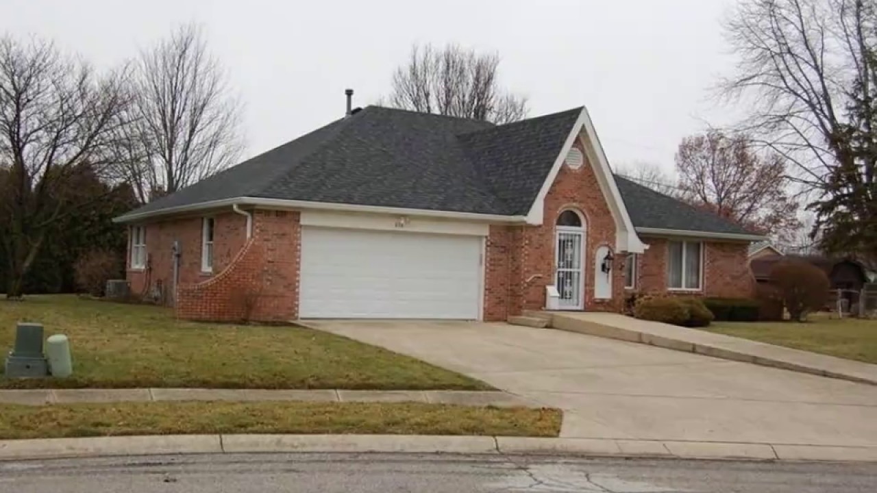 Homes for Sale 636 S Jefferson Street, Brownsburg, IN YouTube