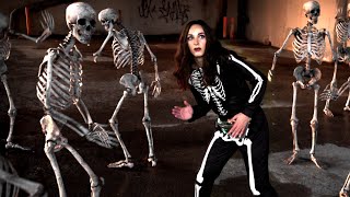 Scary Spooky Skeletons on Halloween (extra spoopy)