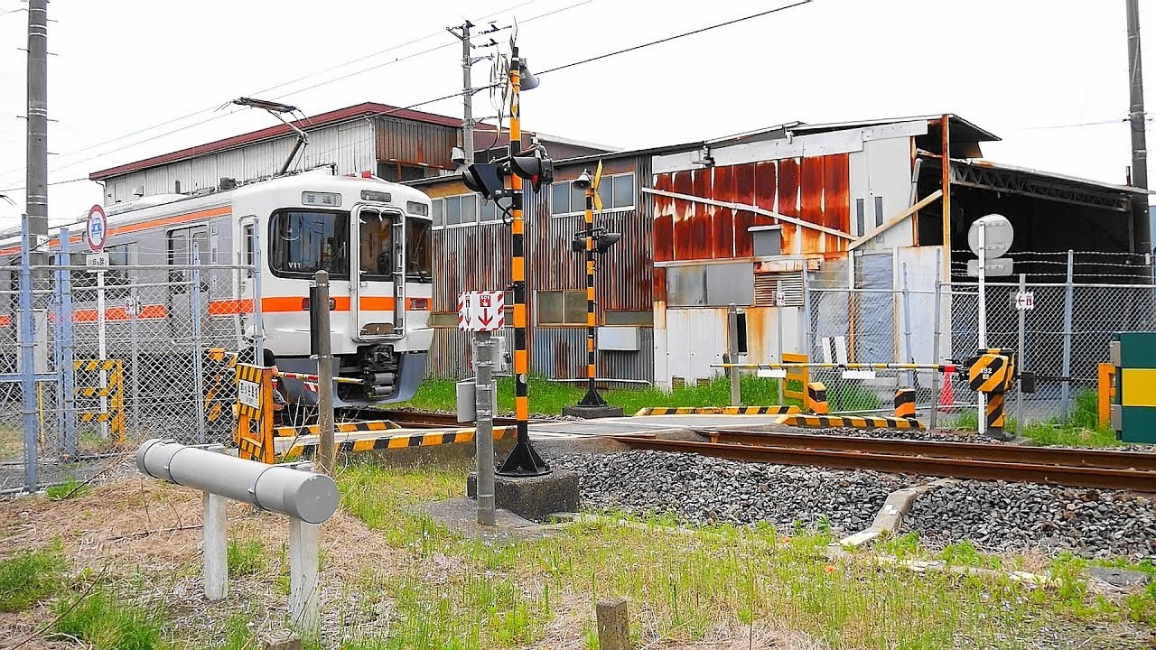 御座敷客車完成記念 プレート 昭和56年7月 天王寺鉄道管理局 【貴重品】 御座敷客車完成記念 プレート 昭和56年7月 天王寺鉄道管理局 【貴重