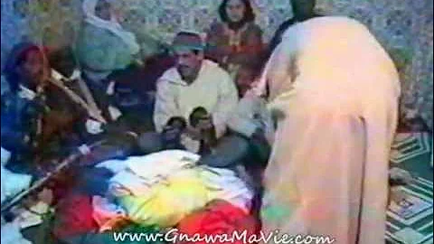 GnawaMaVie --  Lila avec Malem Mahmoud Guinia     ...