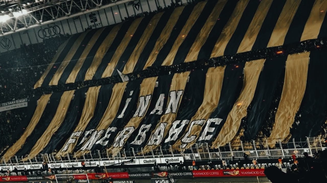 Milyonlarca Taraftarın Yan Yana