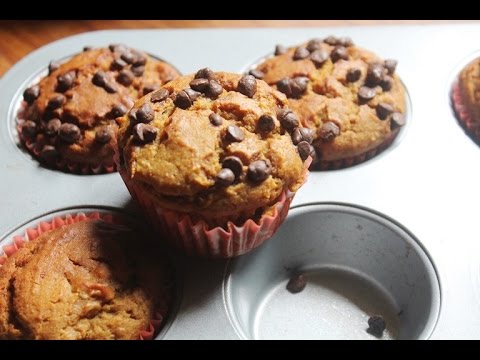 Eggless Whole Wheat Orange Muffins (Cupcakes)