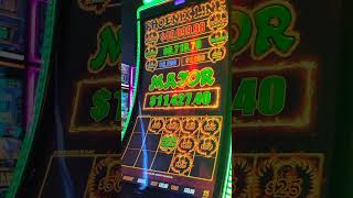 sister in law smashing a double major on Phoenix link casino slot machine