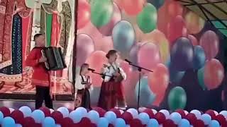 Ольга и Варвара Салеевы-частушки "Раздолия"