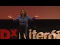 O viés humano e a ética por trás da Inteligência Artificial | ANA CRISTINA | TEDxNiteroi