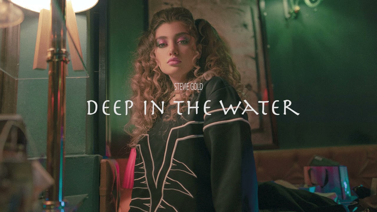 Stevie gold / Deep in the water