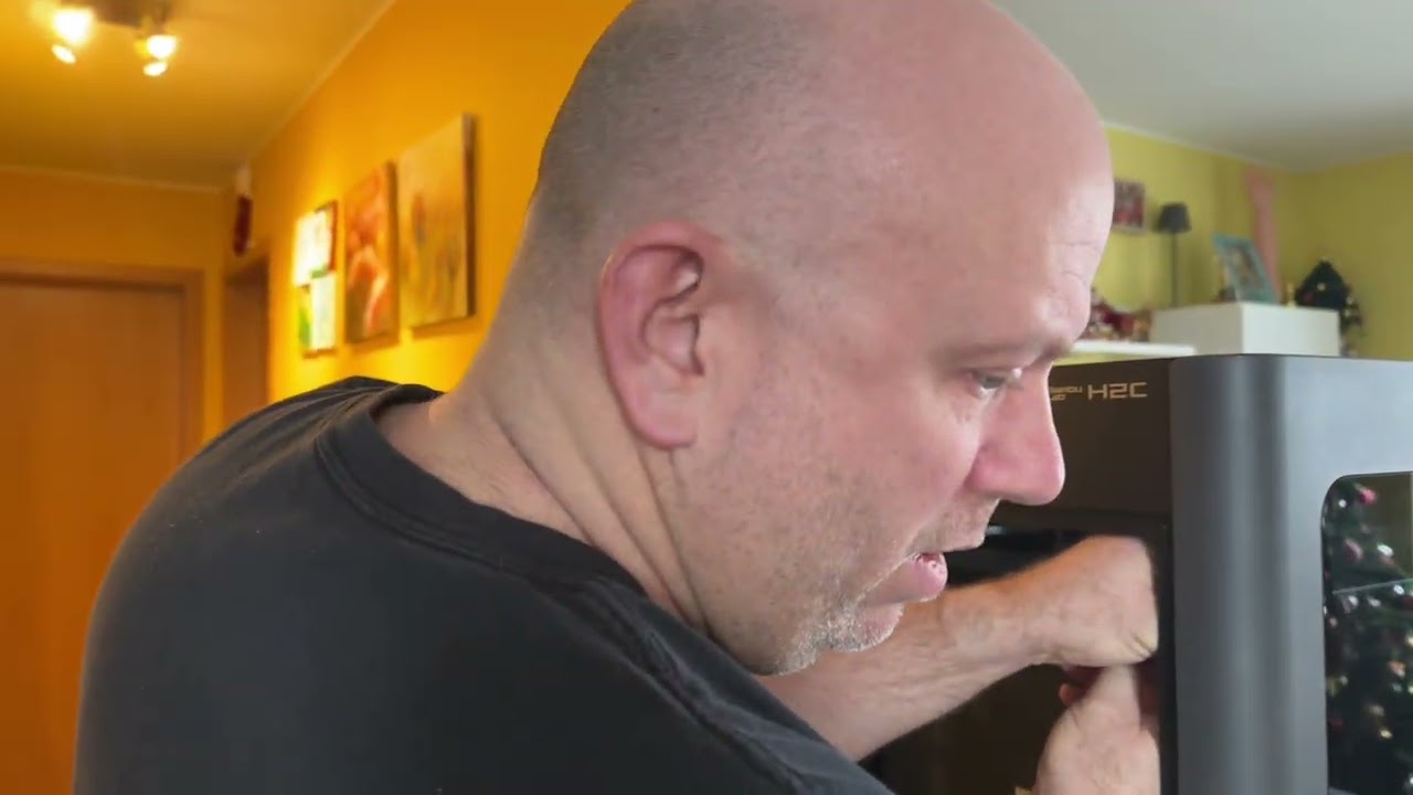 Распаковка 3D-принтера Bambu Lab H2C