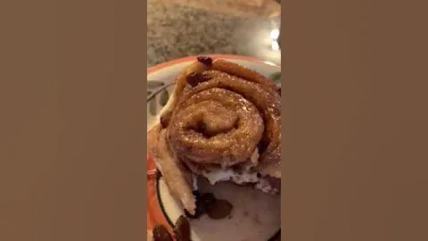 Homemade Cinnamon Buns in the Pampered Chef Stonew...