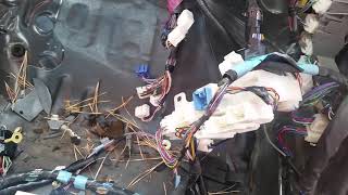 what to unplug and what plugs you need for a 97-99 camry simplified harness