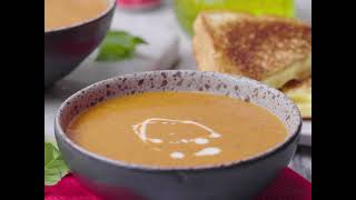 Roasted Tomato Soup - شوربة طماطم • yallazest