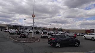 Panic at the Staten Island Mall as police arrive
