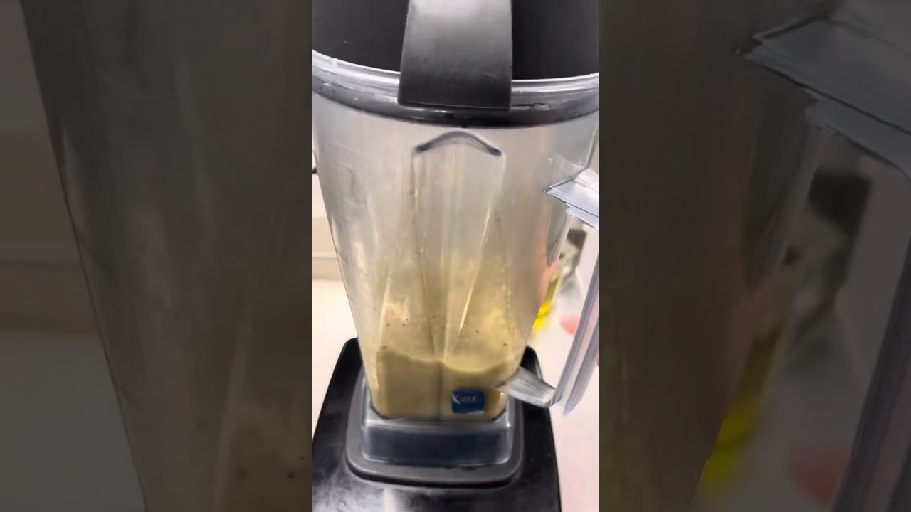 White balsamic vinaigrette dressing