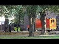 Mann tritt Frau an Bonner U-Bahnhaltestelle Universität/Markt am 08.09.23