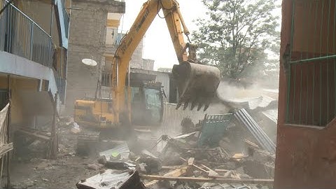 Nairobi Demolishes Unsafe Neighborhood after Fatal Building Collapse