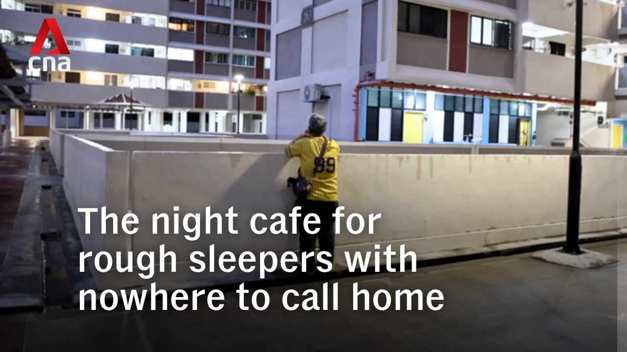 Ночное кафе для бездомных в Сингапуре, которым негде жить.