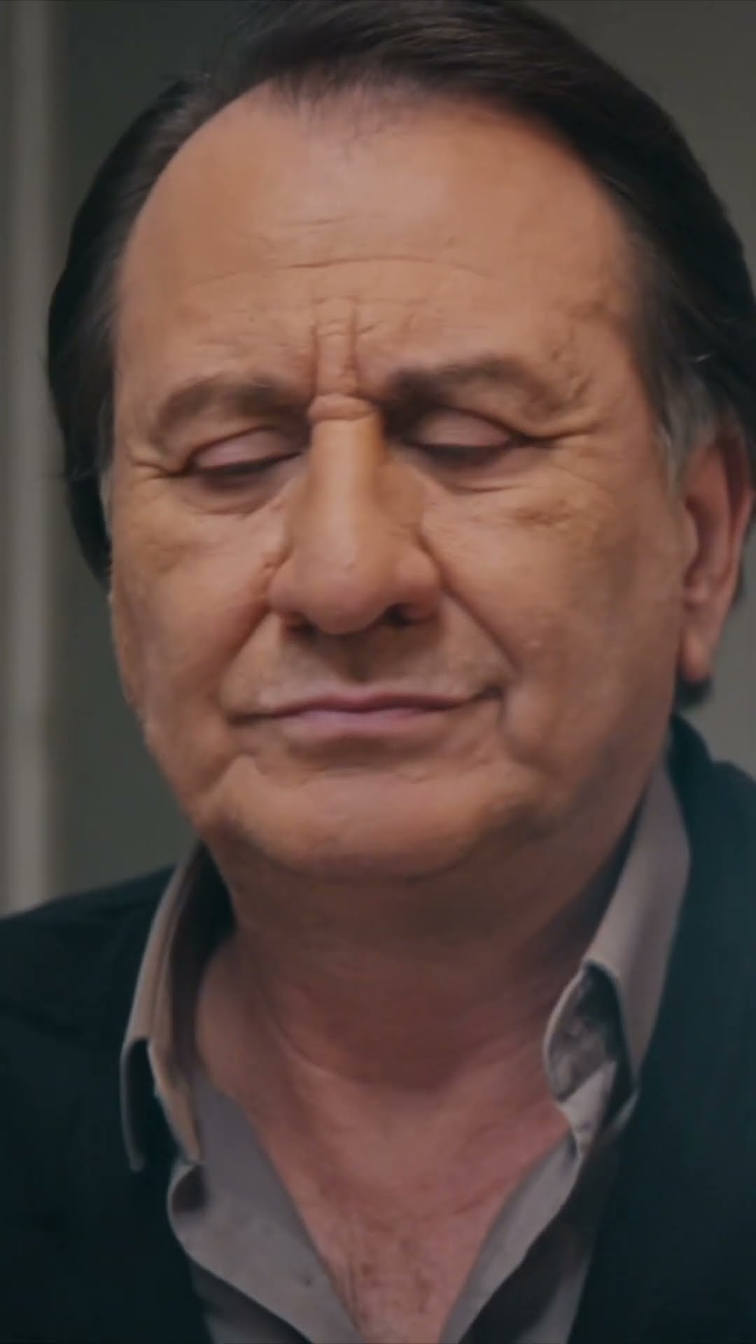 Hüsnü Çoban ve adaçayı tütsüsü! #ArkaSokaklar #Shorts