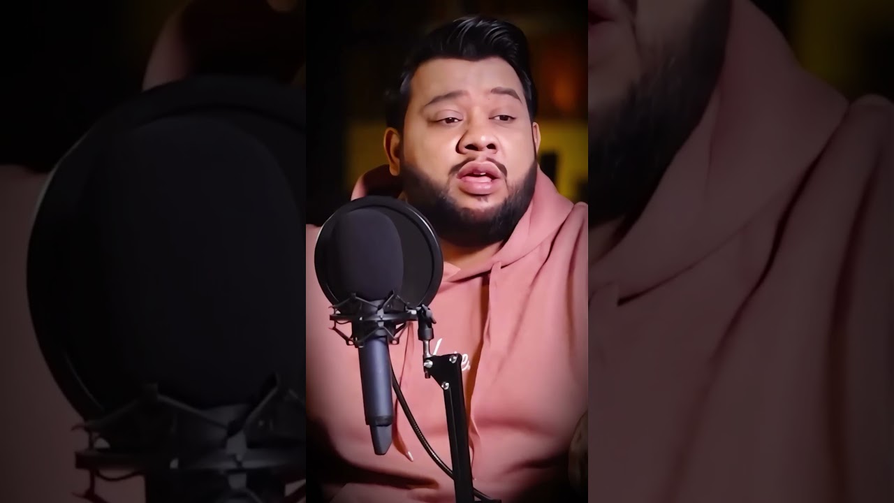 india me ek aurat humari gari ke peechay bhaagi