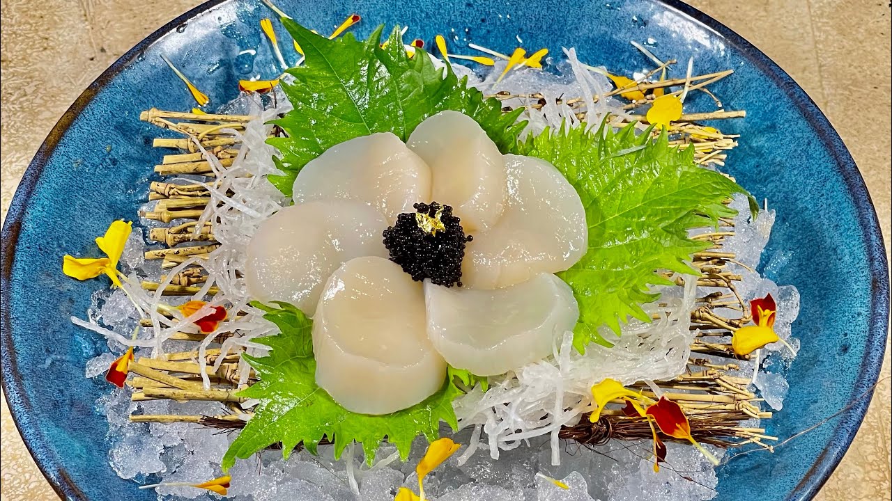 SCALLOPS SASHIMI WITH ART YouTube