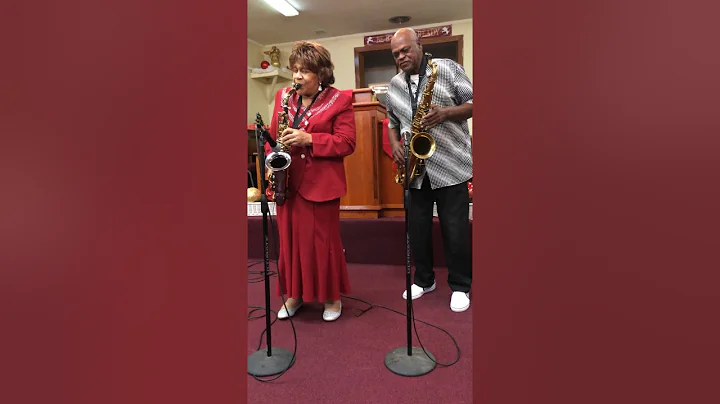 Wanda Cobb & Leroy Emanuel - Christmas Hymn(Sax Co...