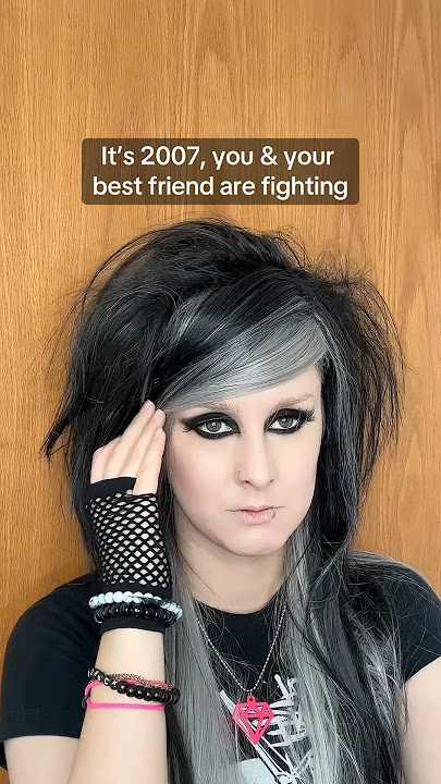 Download lagu *updates profile song & rearranges top friends* #2000s #nostalgia #millennials #emo