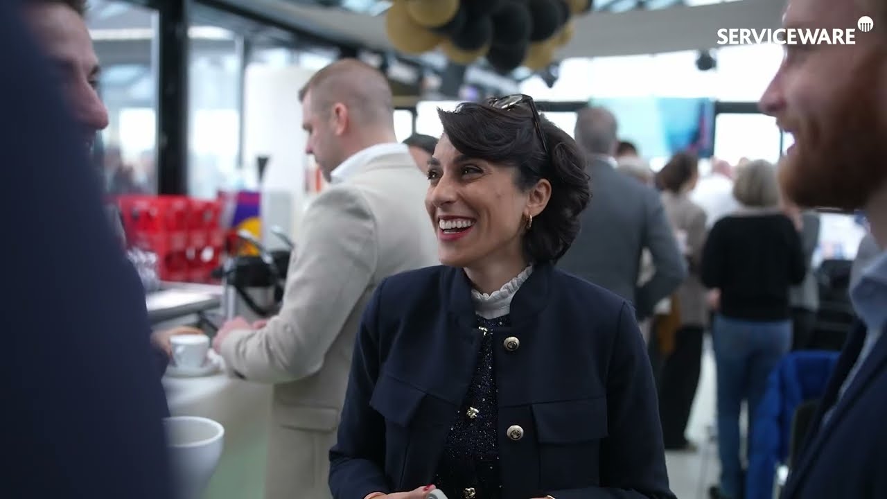 Quereinstieg IT-Vertrieb: Vom Anwaltsbüro zum Tech Sales | Karriere bei Serviceware