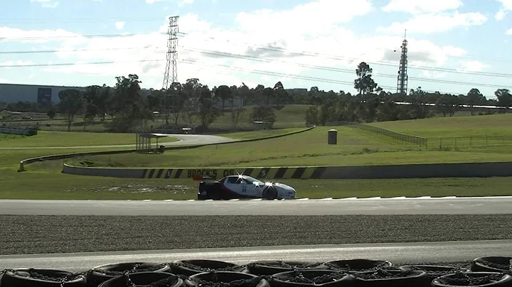 2016 Nulon Nationals Rnd 3 - Brian Bugh's Corvette...