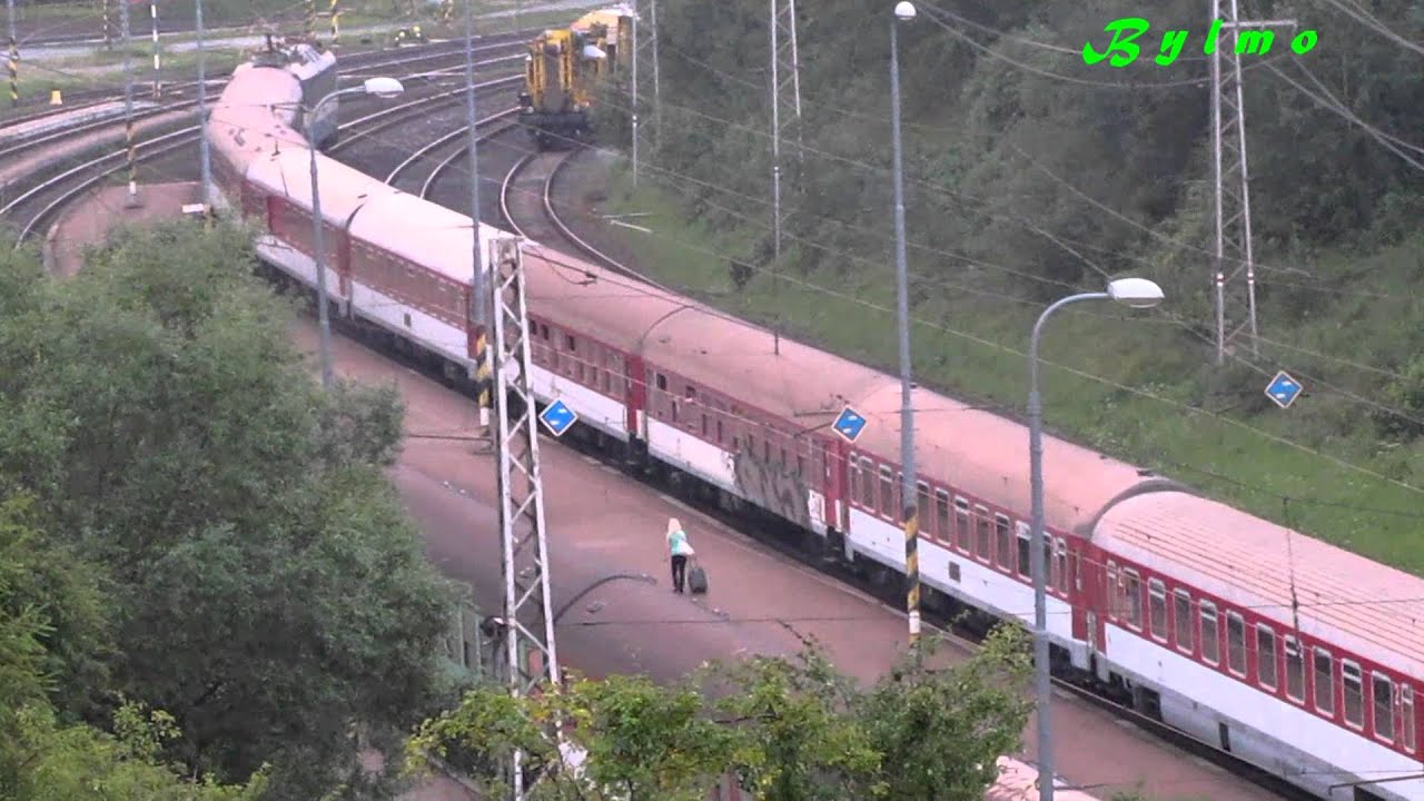 Vlaky ve stanici Štrba