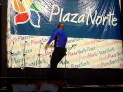 Francisco Salazar Baila Salsa DrGym - Evento