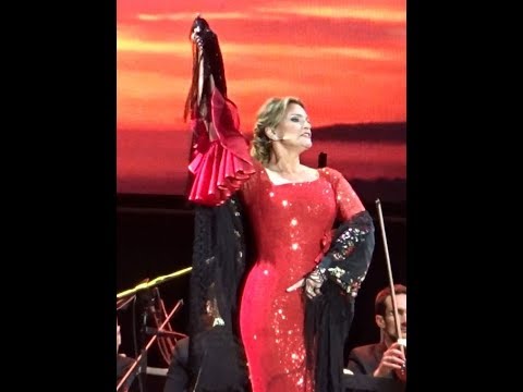 FIESTA SAN ISIDRO 2018 - AINHOA ARTETA - DE ESPAÑA VENGO