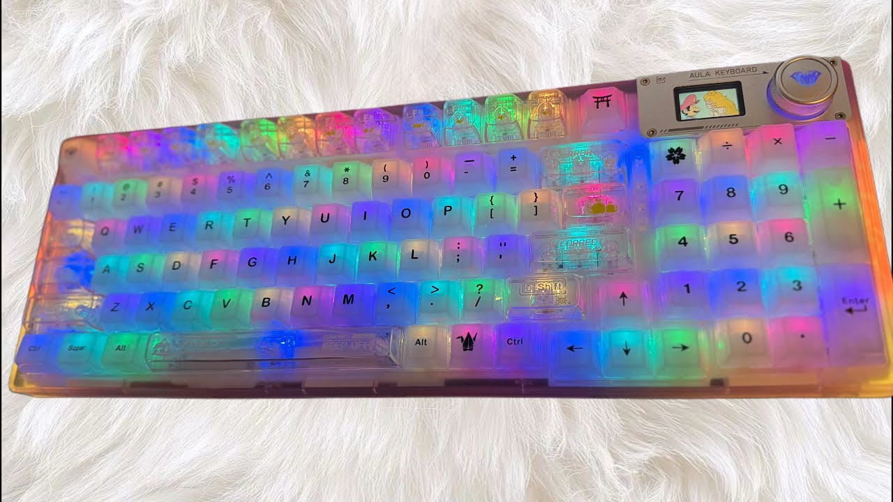 New keyboard with custom keycaps :) custom boo keycap on the way 👻 ...