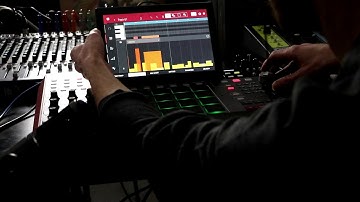 Akai MPC 2.6 Standalone Grid Editor : How to draw automation and insert effects