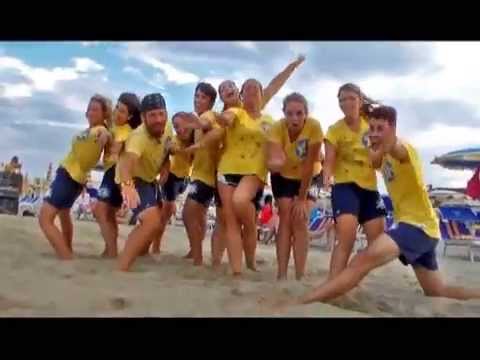 YouTube에서 The FIRST - BETOBAHIA - Coreografia animazione Tormentone 2015 - Ballo di Gruppo 2015 보기 YouTube에서 The FIRST - BETOBAHIA - Coreografia animazione Tormentone 2015 - Ballo di Gruppo 2015 보기