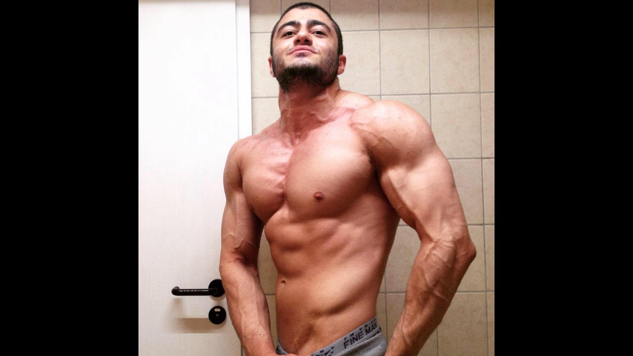 Kevin Schüth - Bankdrücken 130Kg x 4 / 120Kg x 9 / Body Update