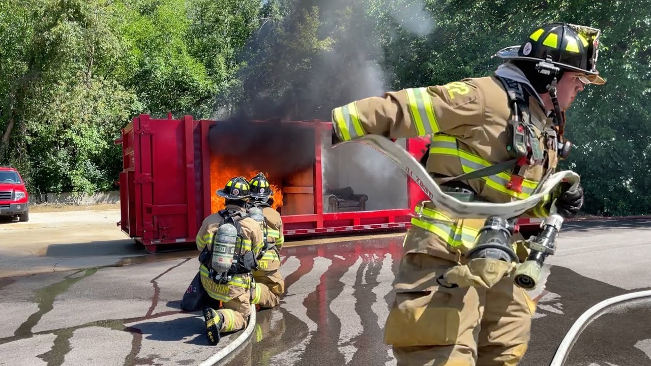 Gurnee FD Sprinkler Demonstration (Gurnee Days 2023) YouTube