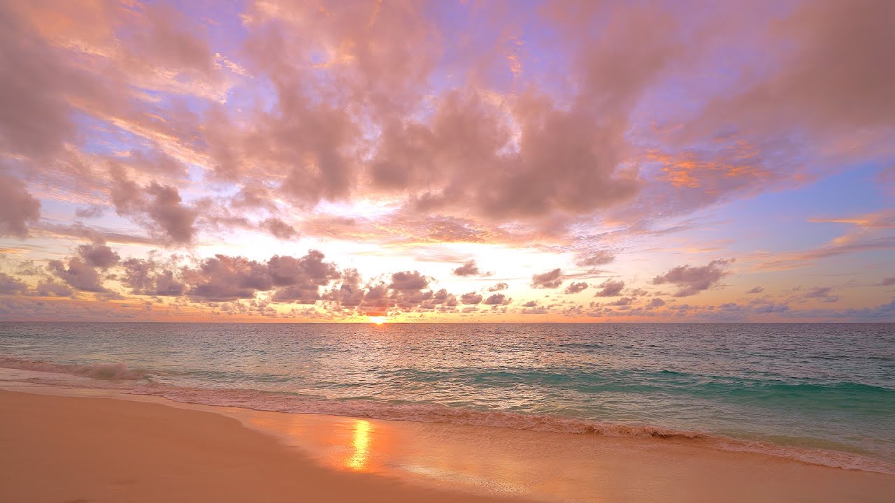 Beach 4K 🏝 Turquoise Water, White Sand and Ocean Sounds