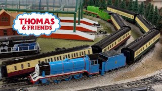 Henry and Gordon Express HO Scale Running 2 Trains on DC Layout Thomas & Friends