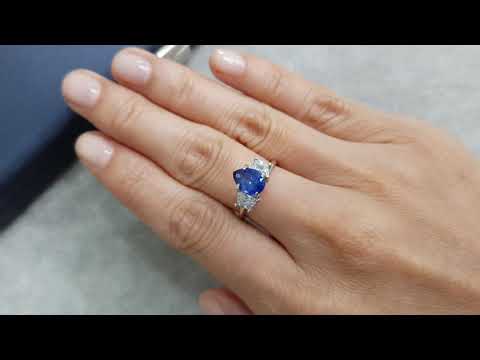 Cornflower blue sapphire in pear cut 1.47 ct, Sri Lanka Video  № 3