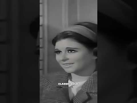 فات جنبي وعيونه حبايبي نسوني اللي عايشين جنبي سعاد حسني عبدالحليم حافظ